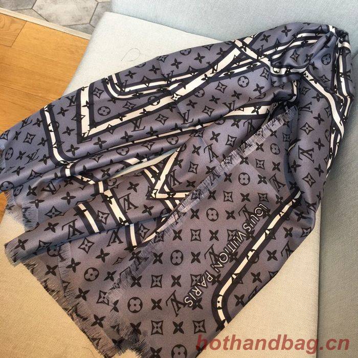 Louis Vuitton Scarf LVS00130